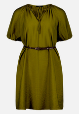 Minikleid  mit Flechtgürtel / Vorderseite