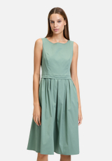 Sommerkleid tailliert / Modellfoto Vorderseite