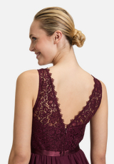 Cocktailkleid mit Spitze / Detailbild