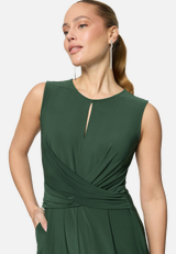 Jumpsuit  mit Wickeloptik  / Detailbild