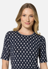 Basic Shirt mit Rippbündchen / Detailbild