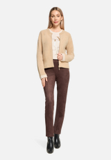 Casual-Strickjacke mit Reißverschluss / Modellfoto Vorderseite (Outfit)