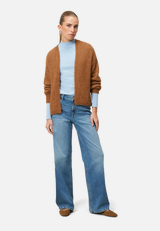 Cardigan offener Style / Modellfoto Vorderseite (Outfit)