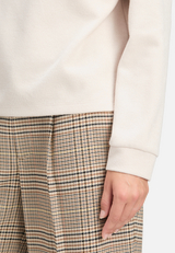 Sweatshirt mit Kragen / Detailbild