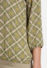 Casual-Bluse mit Muster / Detailbild