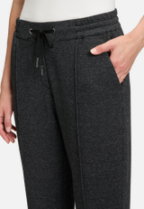 Schlupfhose mit Struktur / Detailbild