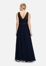 Abendkleid mit Spitze / Modellfoto Rückseite