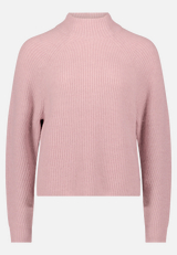 Grobstrick-Pullover mit hohem Kragen / Vorderseite