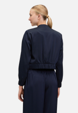 Blouson langarm / Modellfoto Rückseite
