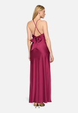 Abendkleid schmal geschnitten / Modellfoto Rückseite