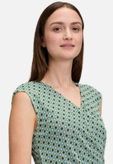 Casual-Kleid ohne Arm / Detailbild