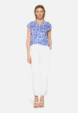 Casual-Shirt mit Bluseneinsatz / Modellfoto Vorderseite (Outfit)