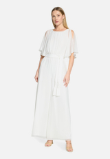 Jumpsuit mit Bindegürtel / Modellfoto Vorderseite