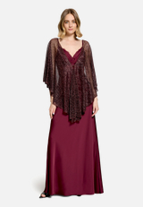 Cape im Glitzer-Look / Modellfoto Vorderseite (Outfit)
