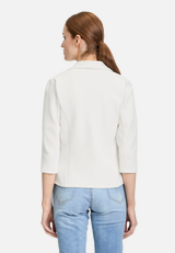Kurzblazer mit Knöpfen / Modellfoto Rückseite