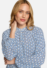 Bluse mit grafischem Print / Detailbild