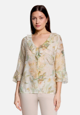Rüschenbluse mit 3/4 Arm / Modellfoto Vorderseite