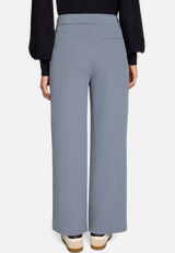 Basic-Hose in 7/8 Länge Malou / Modellfoto Rückseite