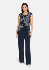 Jumpsuit im Layer Look / Modellfoto Vorderseite
