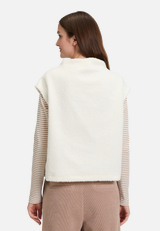 Sweatshirt mit Seitenschlitzen / Modellfoto Rückseite