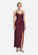 Abendkleid figurbetont / Modellfoto Vorderseite