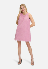 Abendkleid mit Fransen / Modellfoto Vorderseite (Outfit)