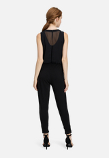 Jumpsuit mit Cut-Outs / Modellfoto Rückseite