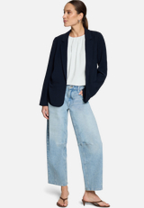 Longblazer   mit Paspeltaschen / Modellfoto Vorderseite (Outfit)