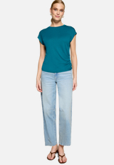 Halbarm-Shirt kurzarm / Modellfoto Vorderseite (Outfit)