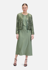 Blouson mit Pailletten / Modellfoto Vorderseite (Outfit)