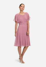 Cocktailkleid kurzarm / Modellfoto Vorderseite (Outfit)
