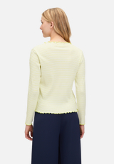 Langarm-Shirt mit Kragen / Modellfoto Rückseite