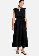 Midikleid mit elastischem Bund / Modellfoto Vorderseite