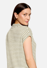 Ringelshirt mit V-Ausschnitt / Detailbild