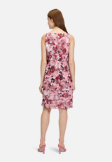 Cocktailkleid mit Volant / Modellfoto Rückseite