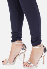 Jumpsuit im Glitzer-Look / Detailbild