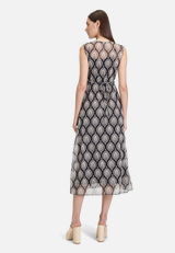 Midikleid ohne Arm / Modellfoto Rückseite