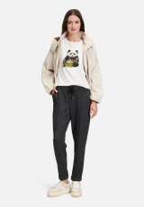 Casual-Shirt mit Print / Modellfoto Vorderseite (Outfit)