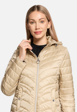 Outdoorjacke mit abnehmbarer Kapuze / Detailbild
