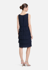 Cocktailkleid mit Volant / Modellfoto Rückseite