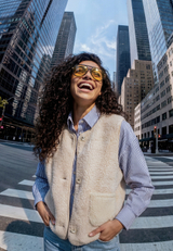 Sweatjacke mit aufgesetzten Taschen / Imagebild