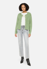 Strick-Cardigan mit Rundhalsausschnitt / Modellfoto Vorderseite (Outfit)