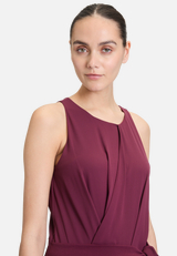 Jumpsuit mit Bindegürtel / Detailbild
