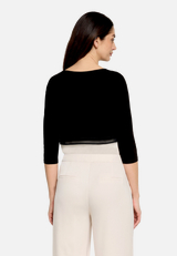 Bolero-Jacke figurbetont / Modellfoto Rückseite