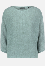 Strickpullover mit Fledermausärmeln / Vorderseite