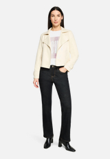 Casual-Jacke mit Taschen / Modellfoto Vorderseite (Outfit)