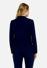 Klassischer Blazer mit Taschen / Modellfoto Rückseite