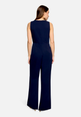 Jumpsuit mit Volant / Modellfoto Rückseite