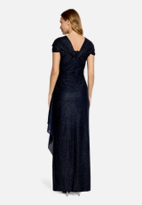 Abendkleid im Glitzer-Look / Modellfoto Rückseite
