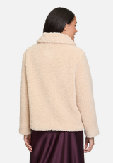 Plüschjacke mit Kragen / Modellfoto Rückseite